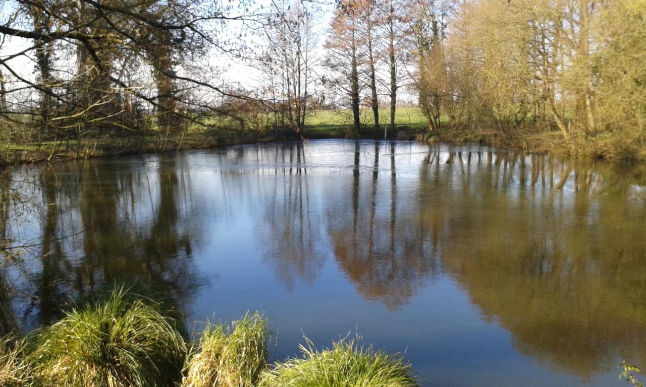 Les Petites Rives De La Motte Villa Pleugueneuc Exteriör bild
